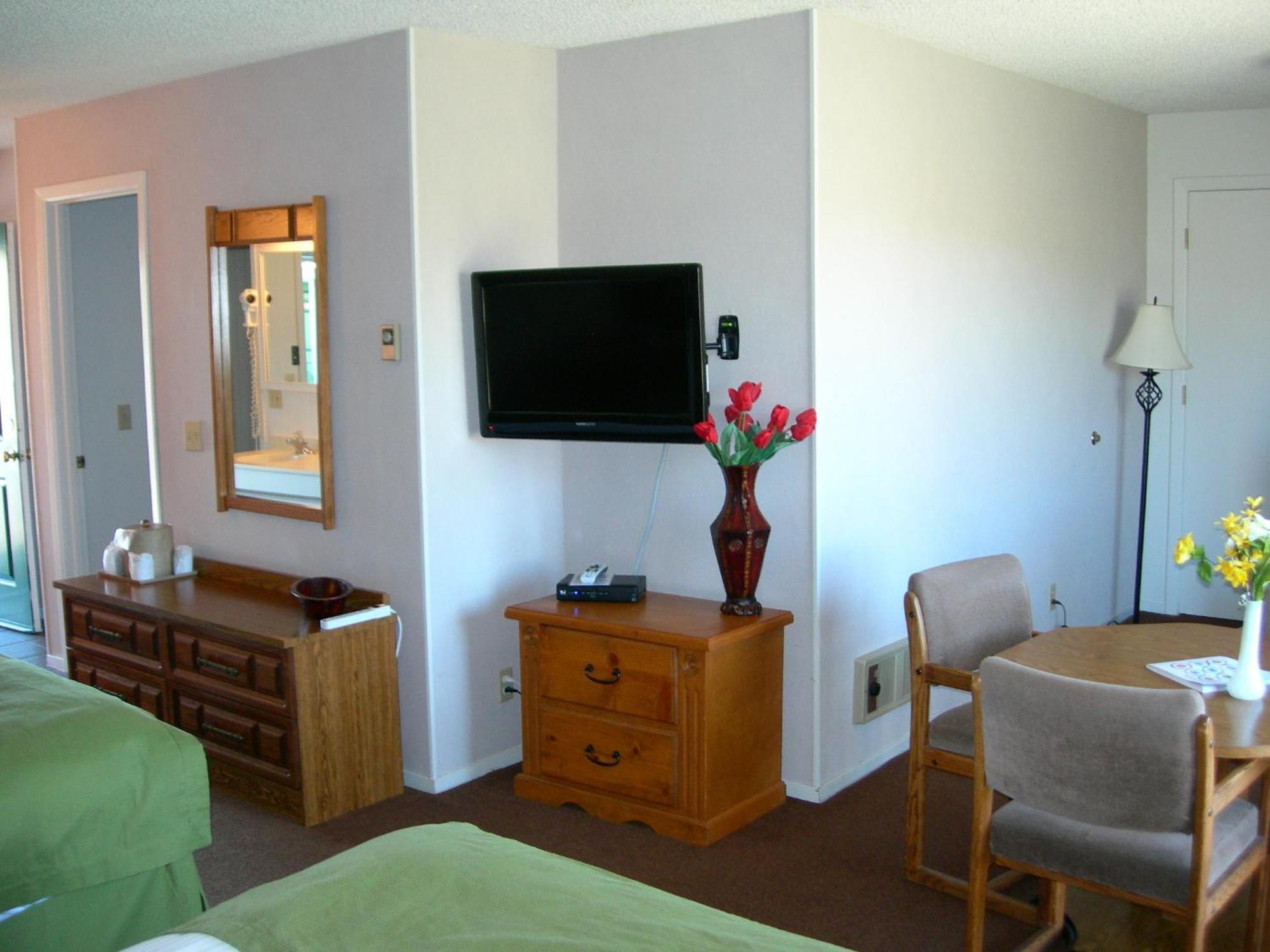 Walker River Lodge Bridgeport Room photo