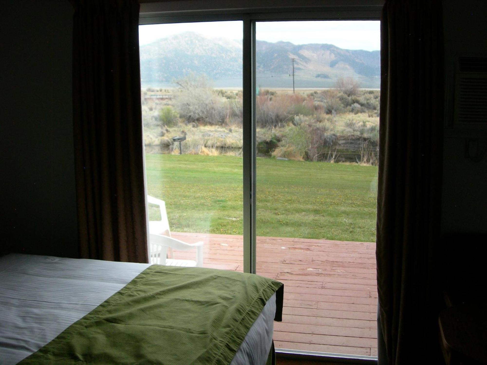 Walker River Lodge Bridgeport Room photo
