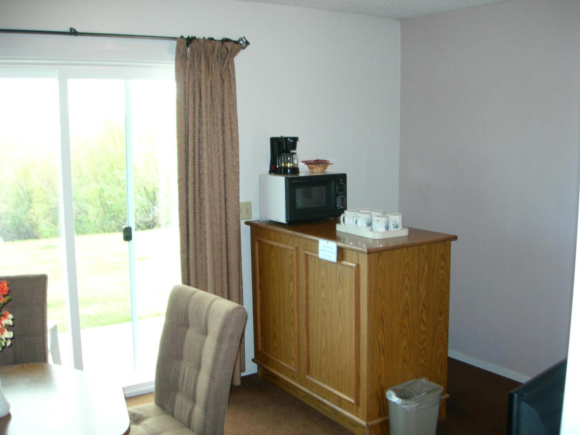 Walker River Lodge Bridgeport Room photo